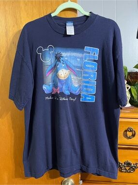 Vintage Disney Eeyore Florida Women’s Size XL Navy Blue Crewneck T-Shirt